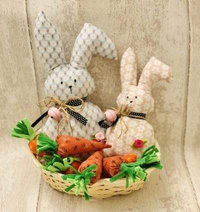 Easy Easter Bunnies and Carrots