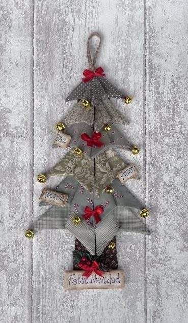 #126 Origami Christmas Tree